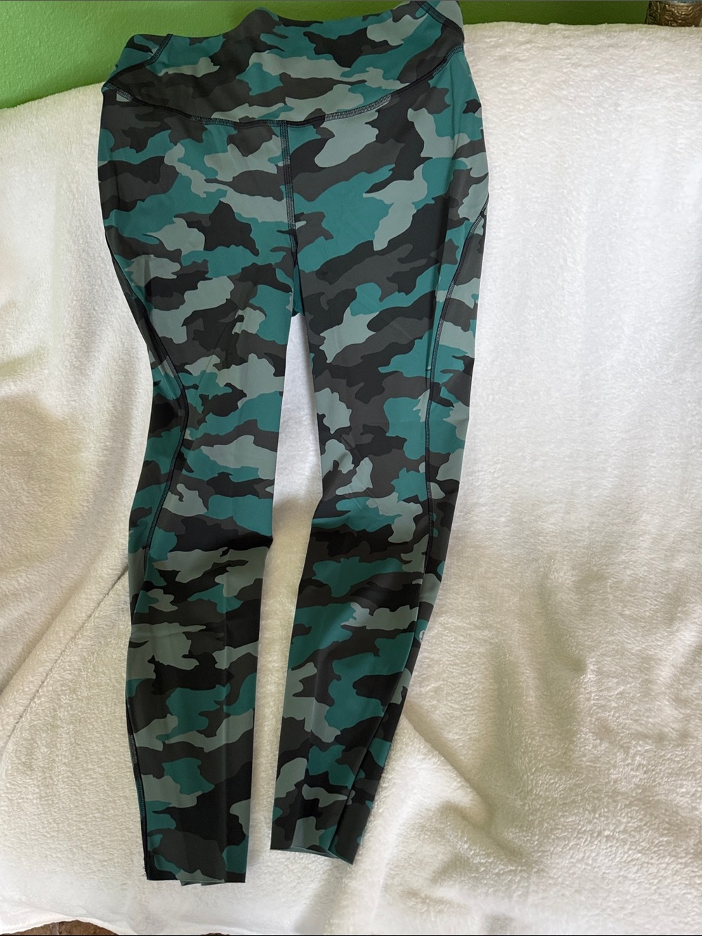 lululemon athletica Teal & Black Camo Leggings